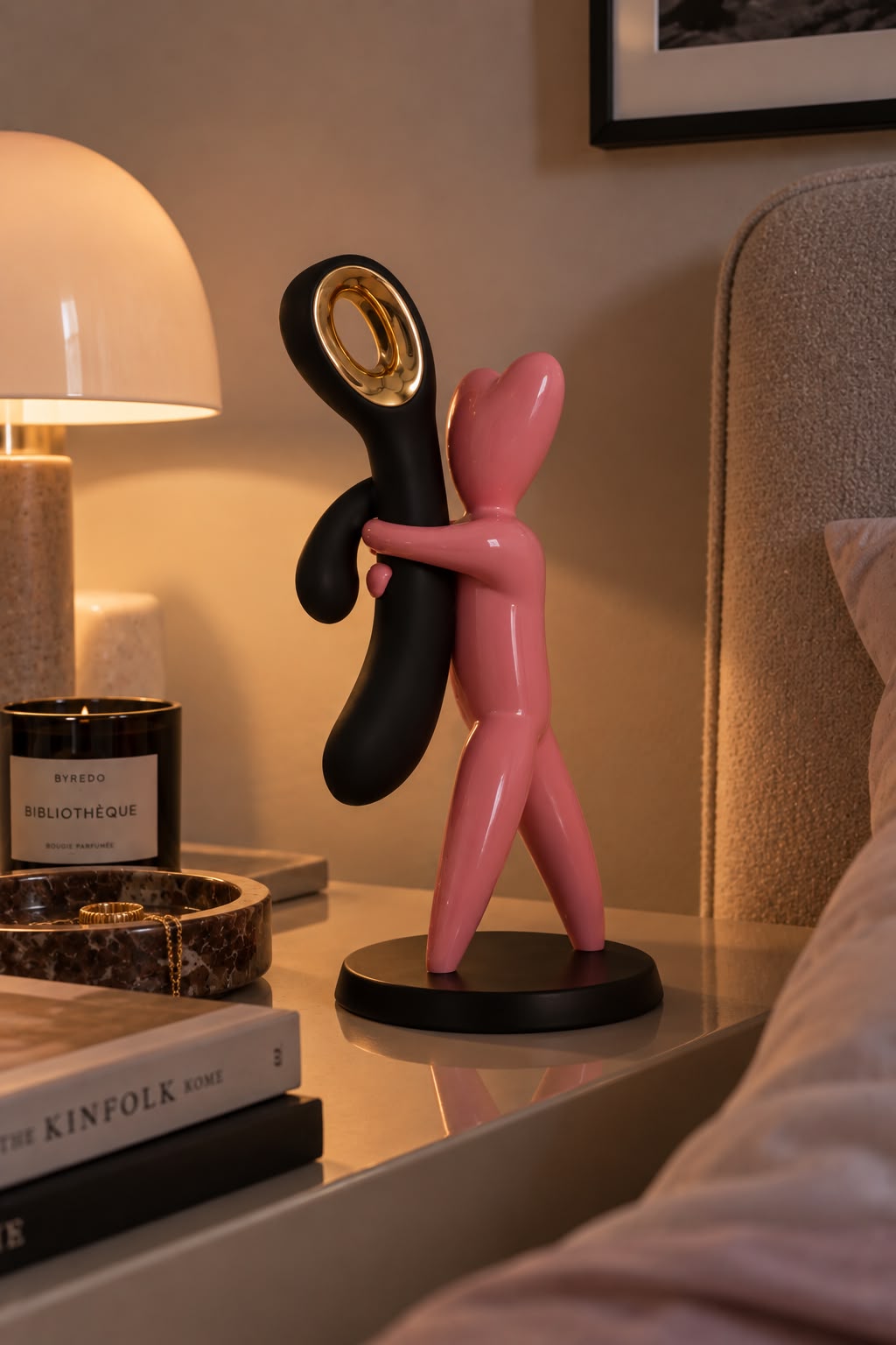 THE HUG PLEASURE - SCULTURA + DIONISIO