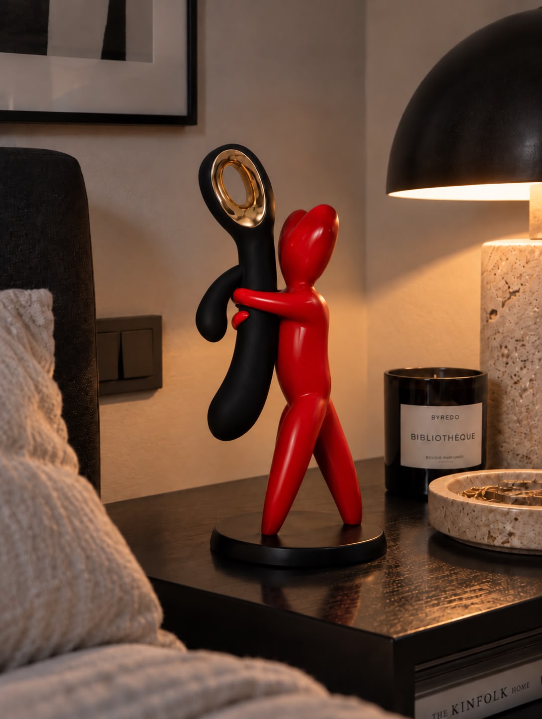 THE HUG PLEASURE - SCULTURA + DIONISIO