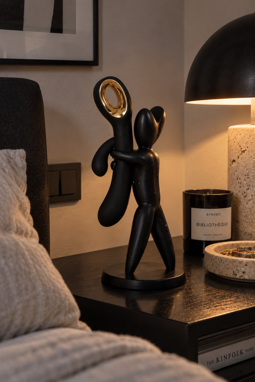 THE HUG PLEASURE - SCULTURA + DIONISIO